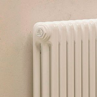 Стальной трубчатый радиатор IRSAP RT3 0565 10 секций цвет 16 подключение 25 в ДНР